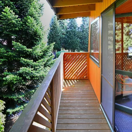 Comfortable On A Private Property, * Kolobřeh